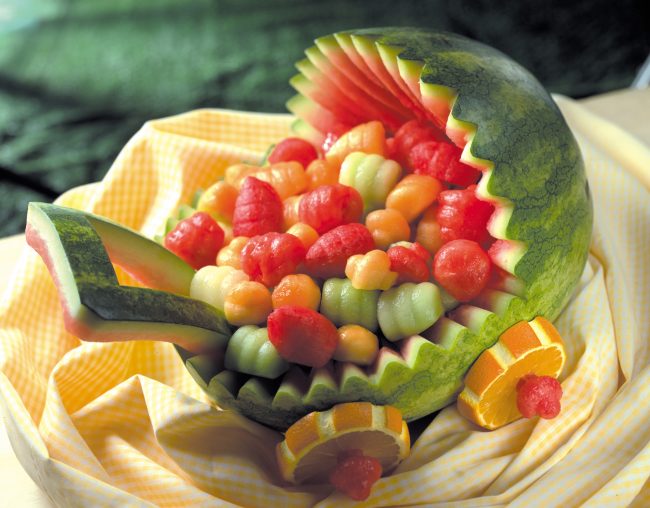 karving-iz-ovoshhej-i-fruktov-poshagovoe-foto_23