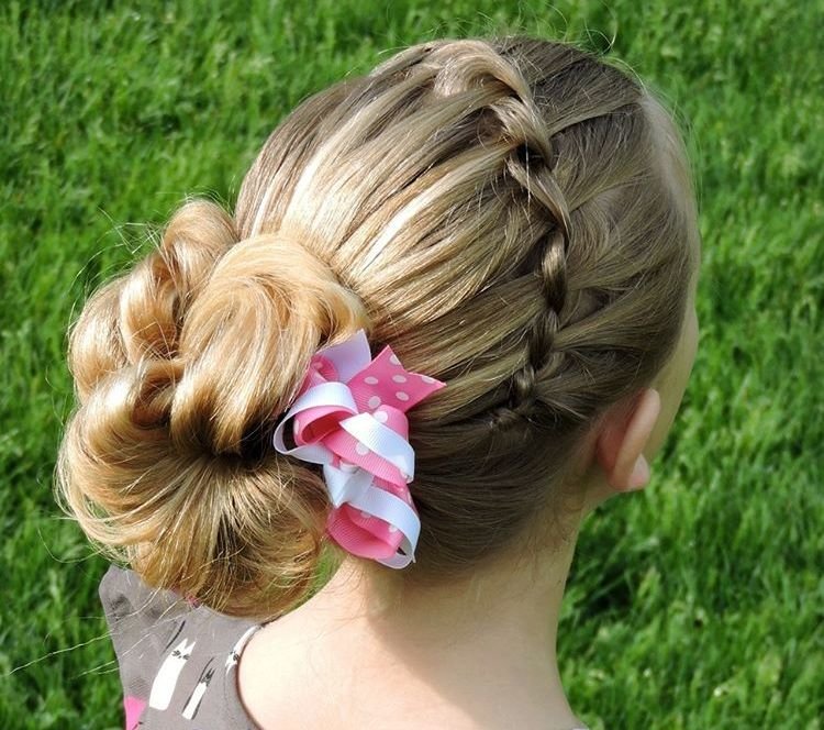 Фото причесок для девочек в садик на длинные волосы