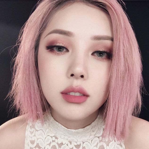 Корейский макияж с созданием эффекта припухлости нижних век