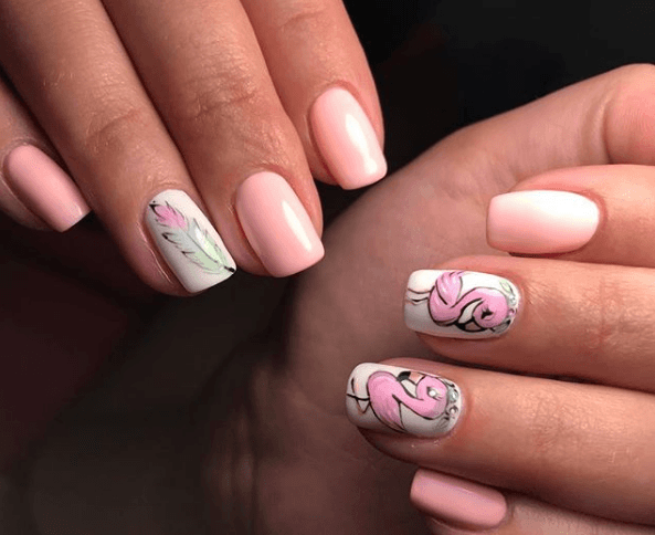 фламинго на коротких ногтях фото