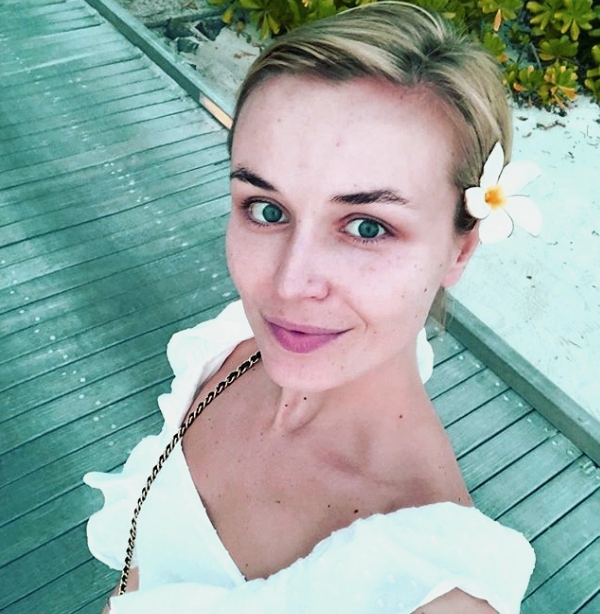 Полина Гагарина без макияжа