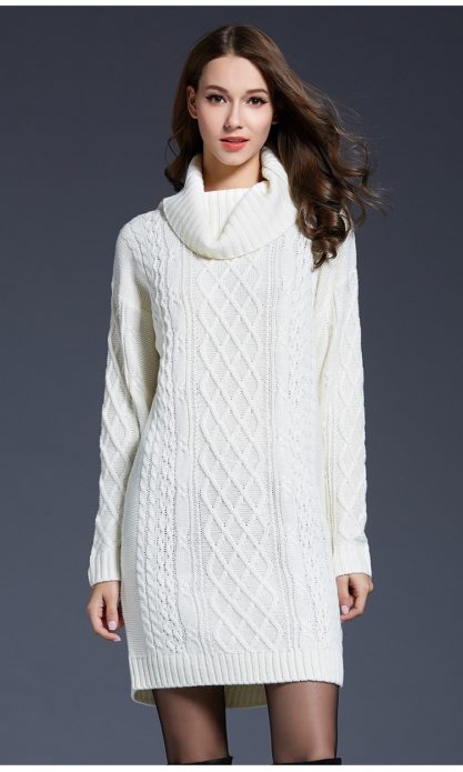 Модный белый свитер