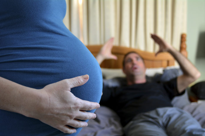 Муж ругается на беременную