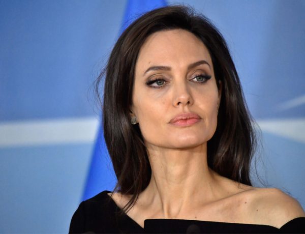 Анджелина Джоли впервые показала свой особняк