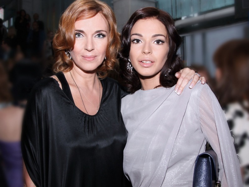 6 очаровательных мам российских актеров и актрис: выглядят молодо, как старшие сестры