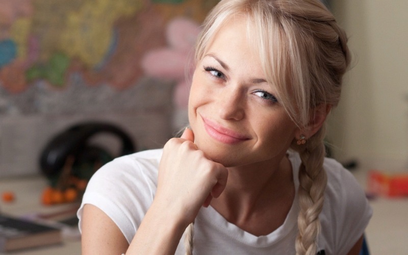 5 красивых актрис-блондинок России, которым немного за 30